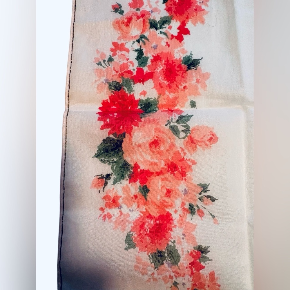 Christian Dior Vintage Silk Neckerchief Floral Wreath 18.5" Square NOS - Picture 5 of 7
